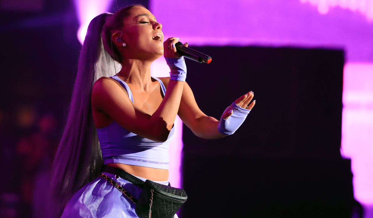 Ariana Grande canta “No Tears Left to Cry” pela primeira vez ao vivo no